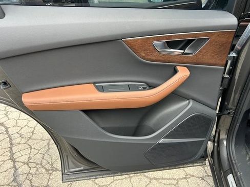 Used 2025 Audi Q7 2.0T Premium Plus w/ Premium Plus Package image 11