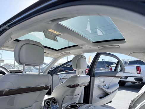 Used 2015 Mercedes-Benz S 550 Sedan image 42