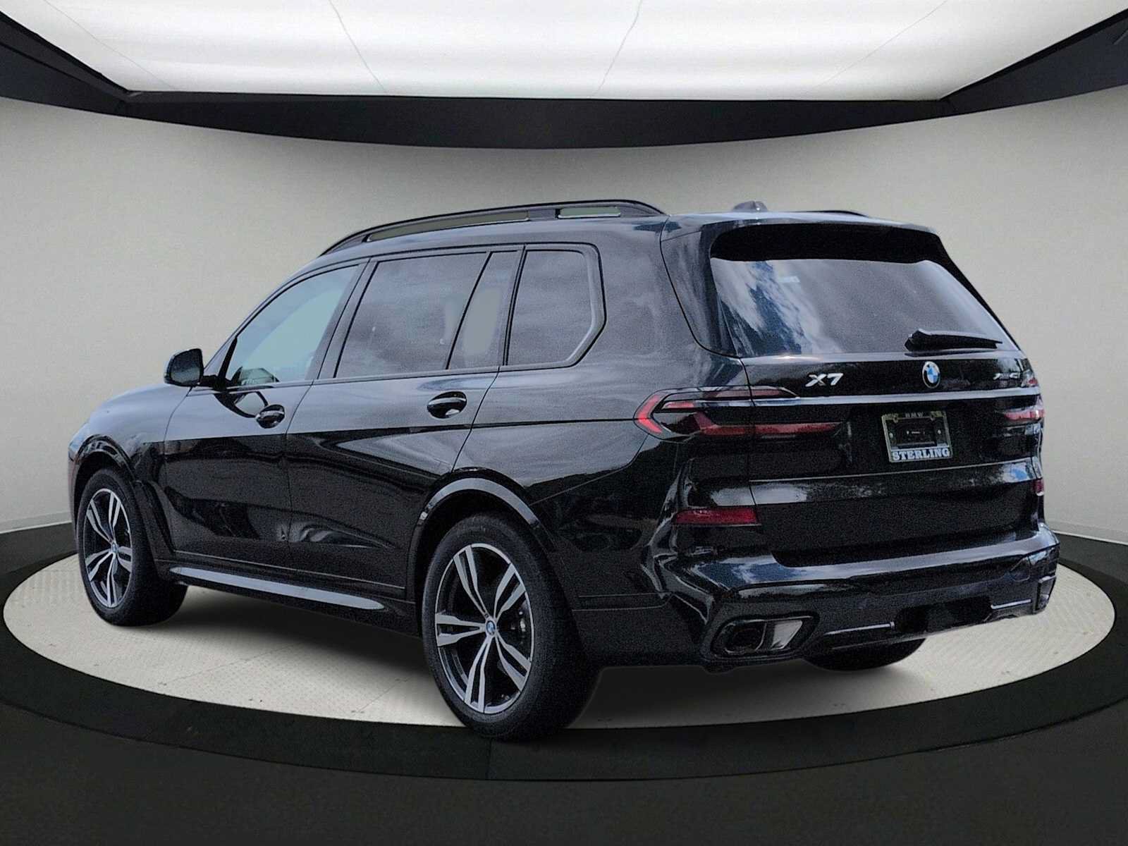 Used 2027 BMW X7 xDrive40i w/ M Sport Package AWD/4WD image 6