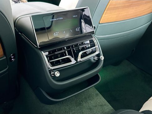 New 2026 Bentley Flying Spur Plug-In Hybrid AWD/4WD image 24