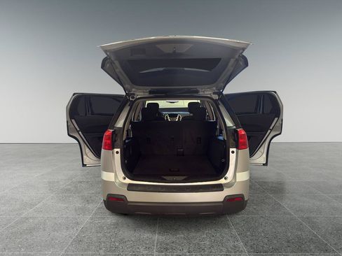 Used 2015 GMC Terrain SLE w/ Chrome Edition AWD/4WD image 13