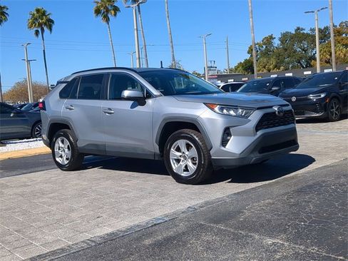 Used 2021 Toyota RAV4 XLE image 2