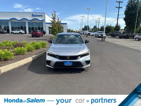 Used 2024 Honda Civic Sport image 6