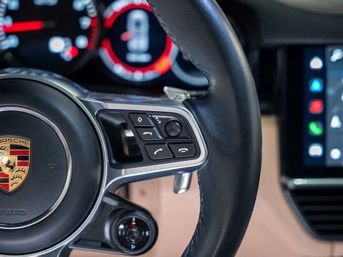 Used 2022 Porsche Cayenne GTS image 47