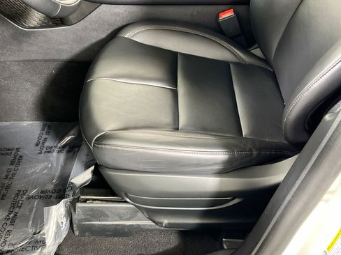 Used 2024 Lincoln Aviator AWD w/ Premium Package image 18
