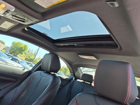 Used 2019 BMW 230i xDrive Coupe AWD/4WD image 16
