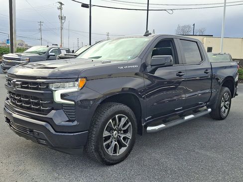 Certified 2024 Chevrolet Silverado 1500 RST image 3