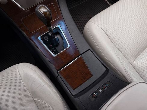 Used 2011 Lexus ES 350 FWD image 12