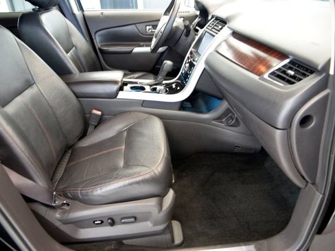 Used 2013 Ford Edge Limited FWD image 29