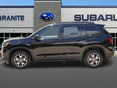 Used 2023 Honda Passport TrailSport image 6