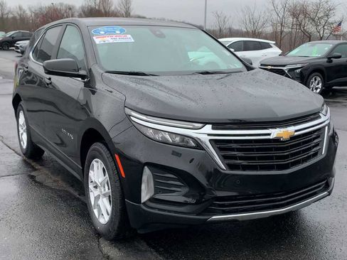 Certified 2022 Chevrolet Equinox LT image 2