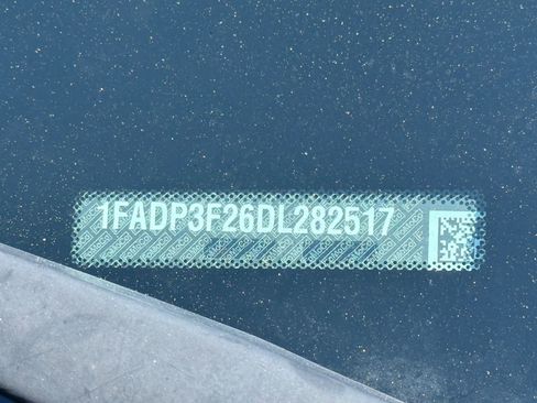 Used 2013 Ford Focus SE image 30