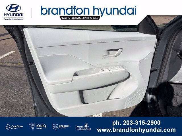 Used 2024 Hyundai Kona SEL AWD/4WD image 11