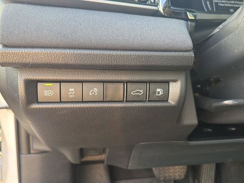 Certified 2025 Toyota Camry LE w/ Convenience Package FWD image 19
