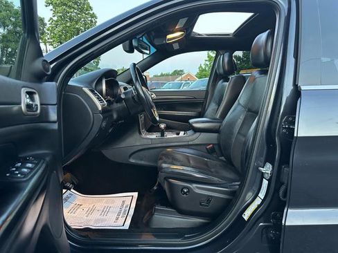 Used 2014 Jeep Grand Cherokee Altitude AWD/4WD image 10