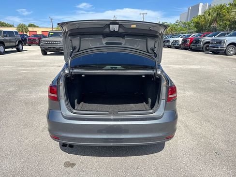 Used 2017 Volkswagen Jetta S FWD image 22