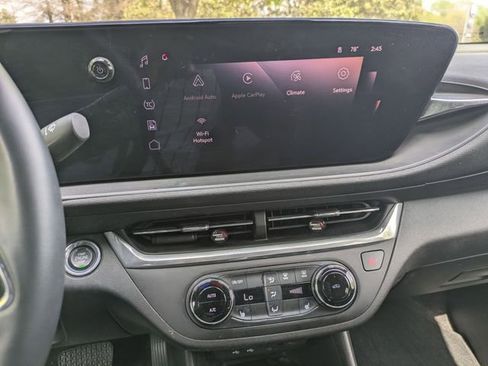 Used 2024 Buick Envista Preferred w/ Convenience I Package image 18