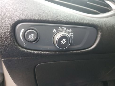 Used 2024 Chevrolet Malibu LT FWD image 23