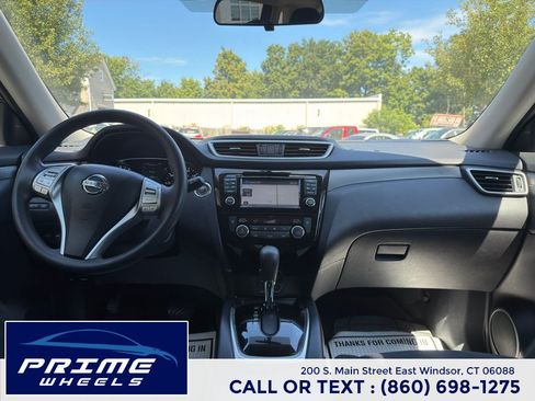 Used 2014 Nissan Rogue SV w/ SV Family Package AWD/4WD image 19