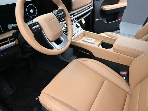 Used 2025 Hyundai Santa Fe Limited image 11