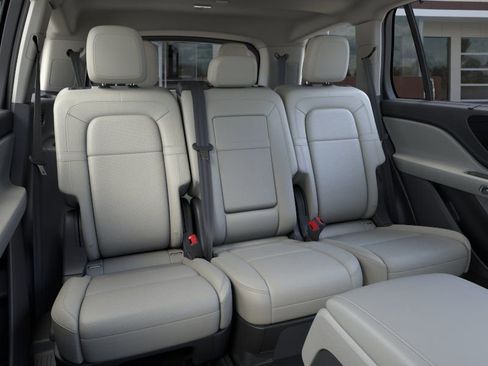 New 2026 Lincoln Aviator Reserve AWD/4WD image 11
