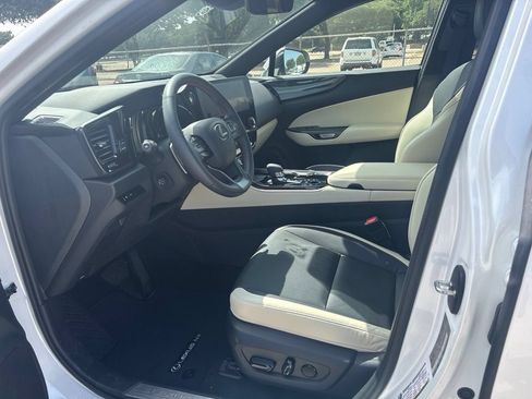 Used 2024 Lexus NX 350 AWD w/ Premium Package image 7