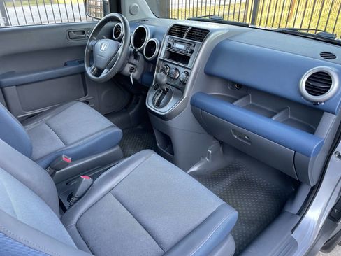 Used 2004 Honda Element LX image 17