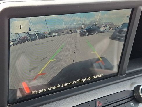 Used 2023 Ford Maverick XLT w/ Equipment Group 300A Standard image 18