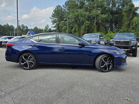 Used 2024 Nissan Altima 2.5 SR FWD image 31