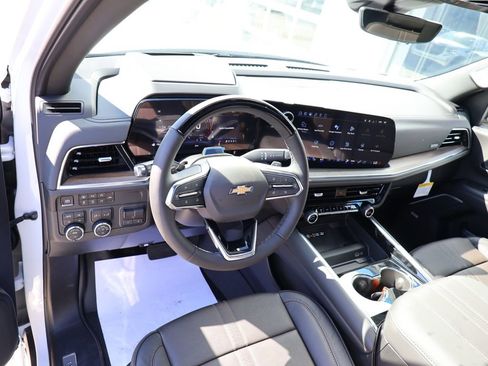 New 2026 Chevrolet Suburban High Country AWD/4WD image 26