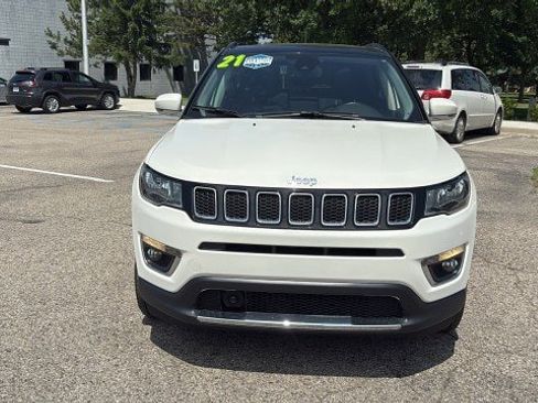 Used 2021 Jeep Compass Limited w/ Sun and Sound Group image 31