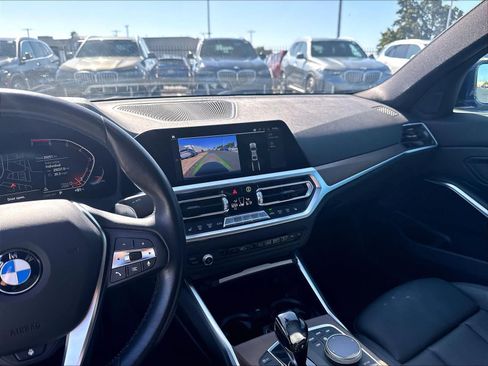 Used 2021 BMW 330i xDrive Sedan w/ Driving Assistance Package AWD/4WD image 12