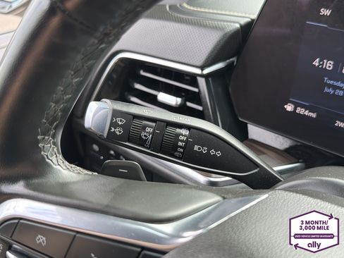 Used 2025 Chevrolet Tahoe Premier AWD/4WD image 19
