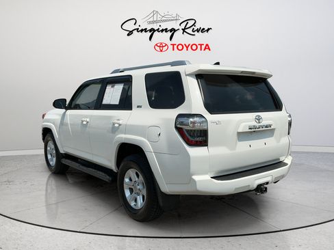 Used 2016 Toyota 4Runner SR5 RWD image 5