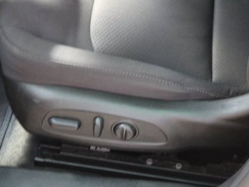 Used 2022 Chevrolet Malibu LT image 16