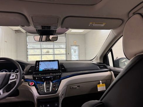 New 2026 Honda Odyssey Elite image 22