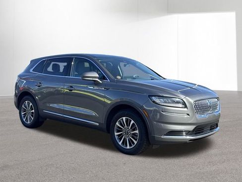 Used 2021 Lincoln Nautilus Reserve image 12