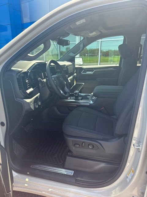 New 2026 Chevrolet Silverado 1500 RST AWD/4WD image 7