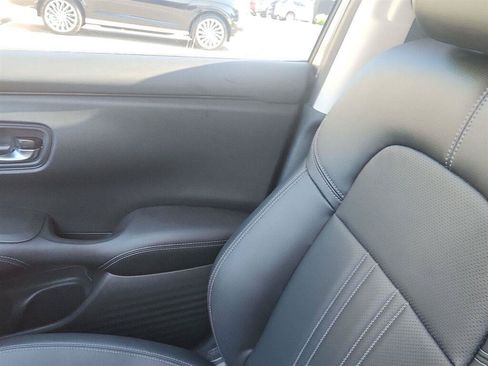 Used 2023 Honda HR-V EX-L image 19