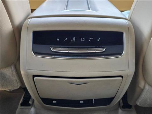 Used 2023 Cadillac Escalade Premium Luxury w/ Performance Package AWD/4WD image 18