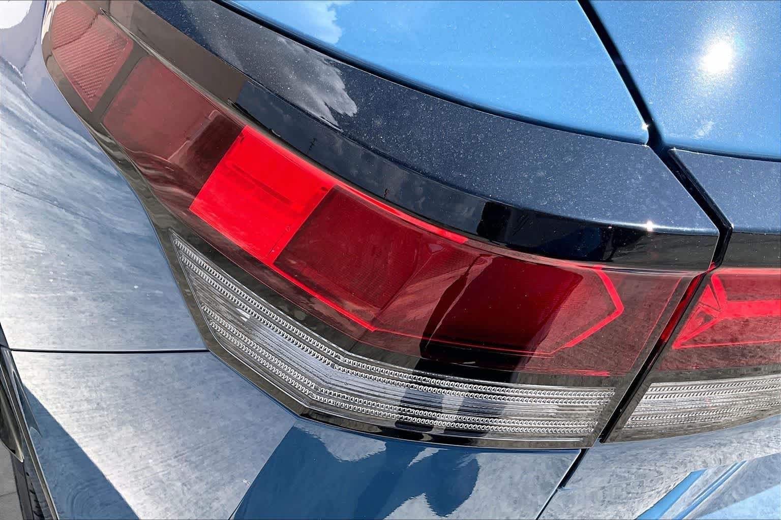 New 2026 Volkswagen Tiguan SE R-Line FWD image 14