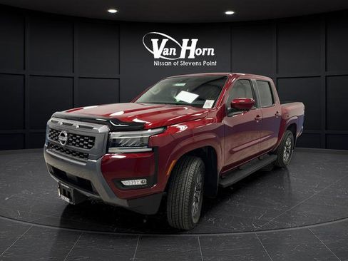 Used 2025 Nissan Frontier SL AWD/4WD image 3