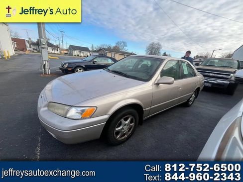 Used 1998 Toyota Camry CE image 1