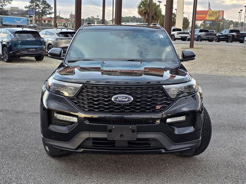 Used 2020 Ford Explorer ST w/ Premium Technology Package image 3