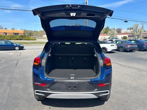 Used 2022 Buick Encore GX Select AWD/4WD image 8