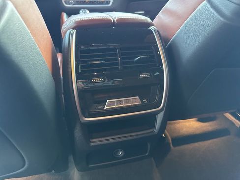 Used 2023 BMW X6 xDrive40i w/ M Sport Package image 17