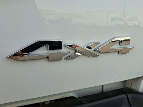 Used 2024 RAM 2500 Tradesman w/ Chrome Appearance Group image 29