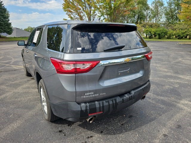 Used 2021 Chevrolet Traverse LS AWD/4WD image 3