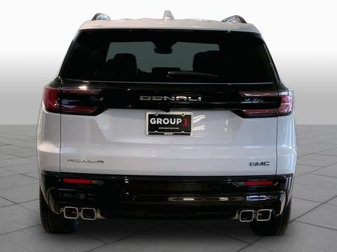 New 2026 GMC Acadia Denali Ultimate w/ LPO, All-Weather Package FWD image 4
