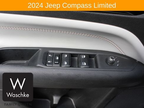 Used 2024 Jeep Compass Limited AWD/4WD image 16